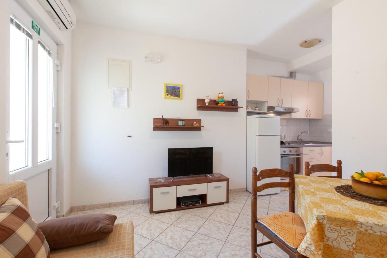 Vila Nives Podgora Ngoại thất bức ảnh
