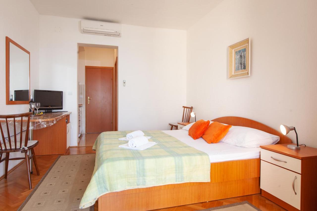 Vila Nives Podgora Ngoại thất bức ảnh