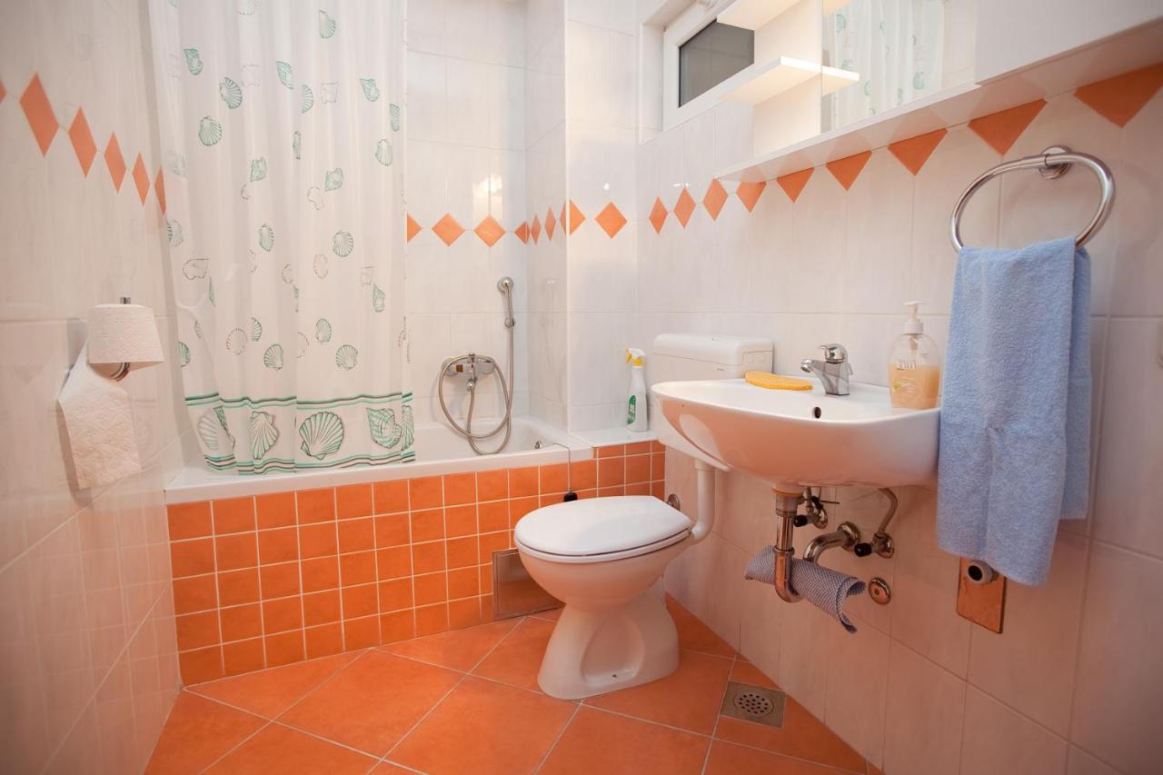 Vila Nives Podgora Ngoại thất bức ảnh